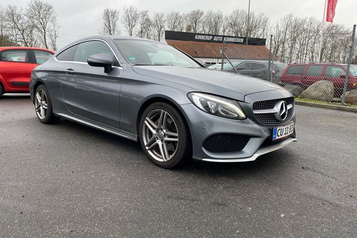 Grå Mercedes C180 fra 2015