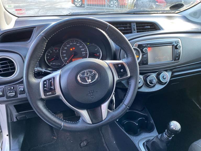 Toyota Yaris 1,4 D-4D T2 Touch 90HK 5d 6g