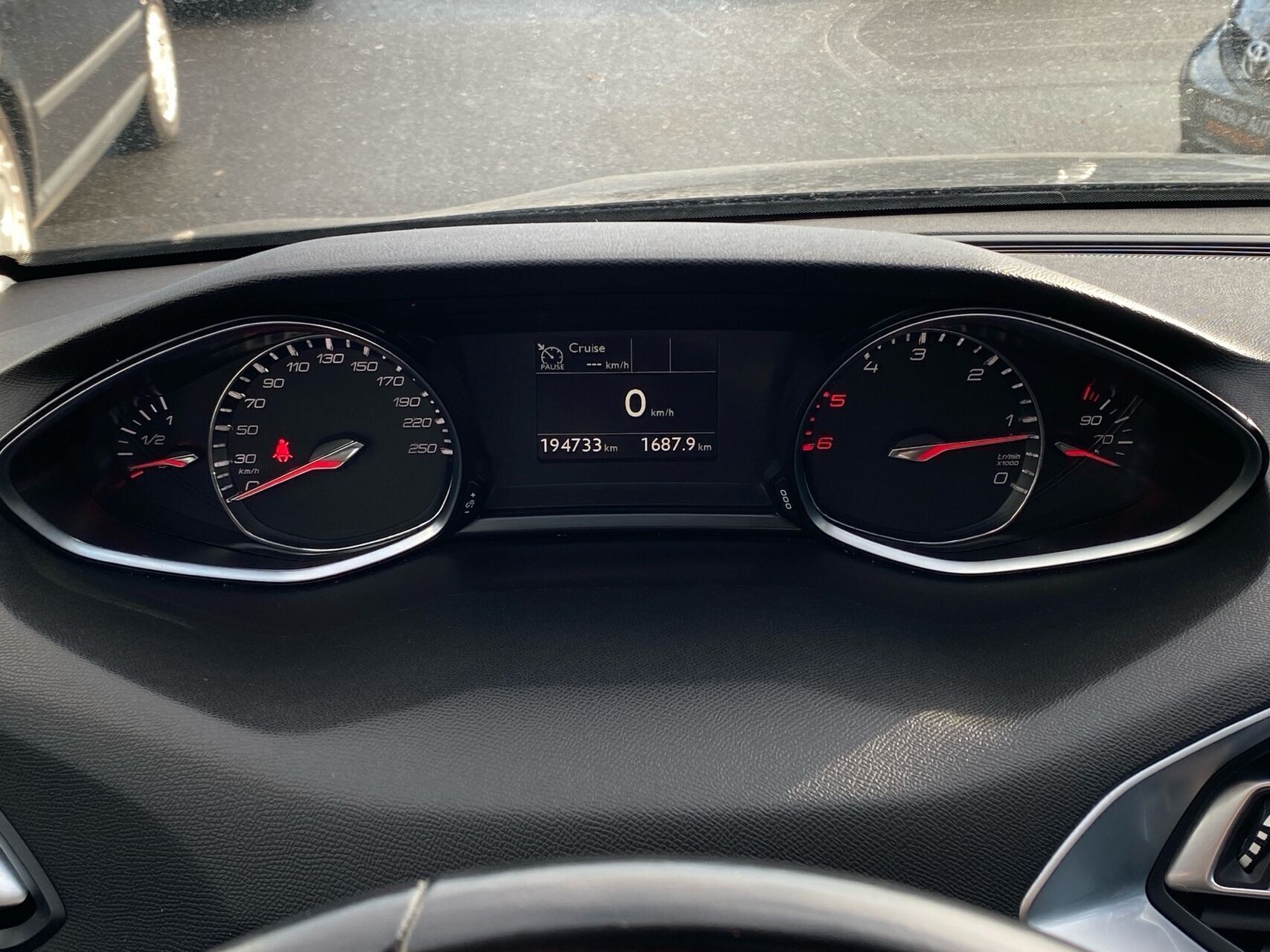 Peugeot 308 1,6 SW BlueHDi Allure Sky 120HK Stc 6g