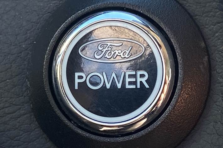 Sort Ford Focus fra 2013