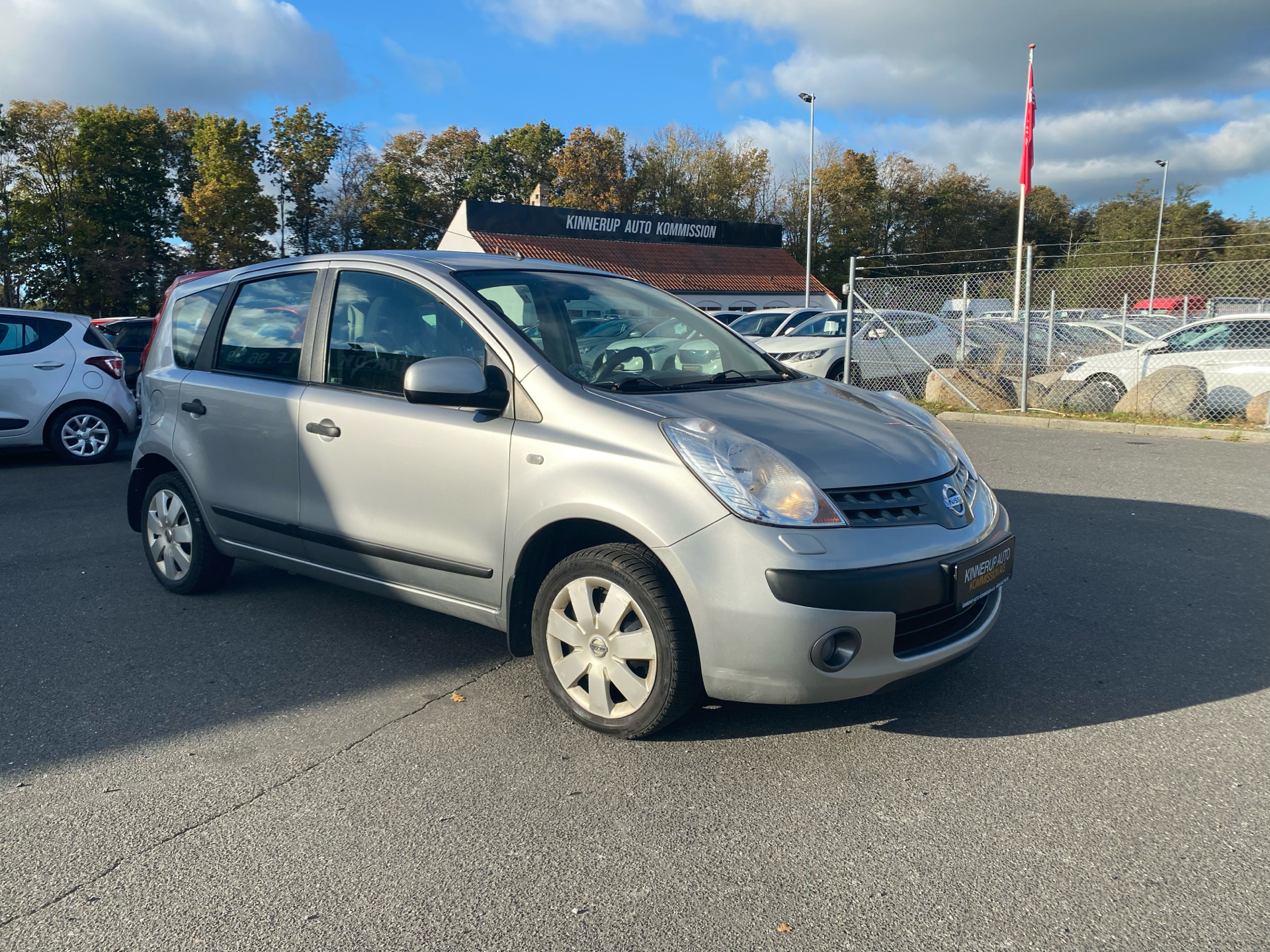 Nissan Note 1,6 16V Acenta 110HK 5d