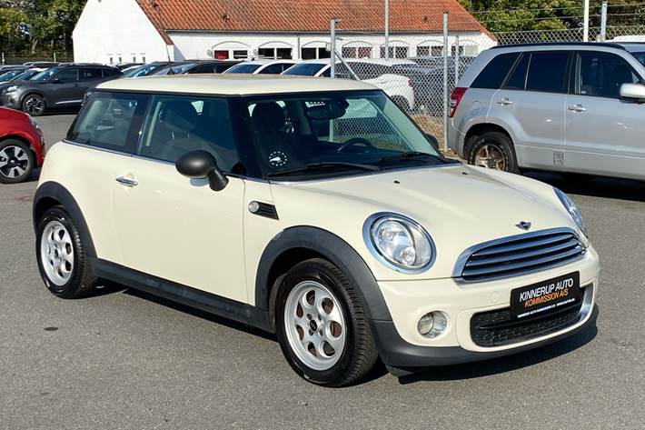 Hvid Mini One fra 2014