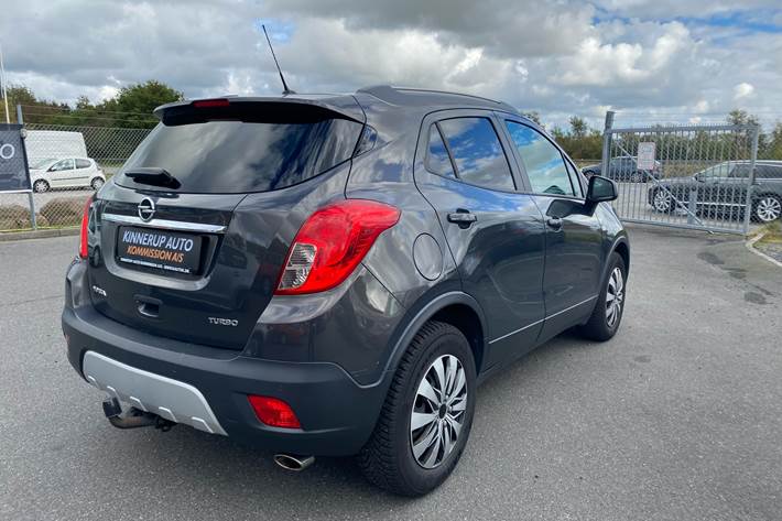 Grå Opel Mokka fra 2015