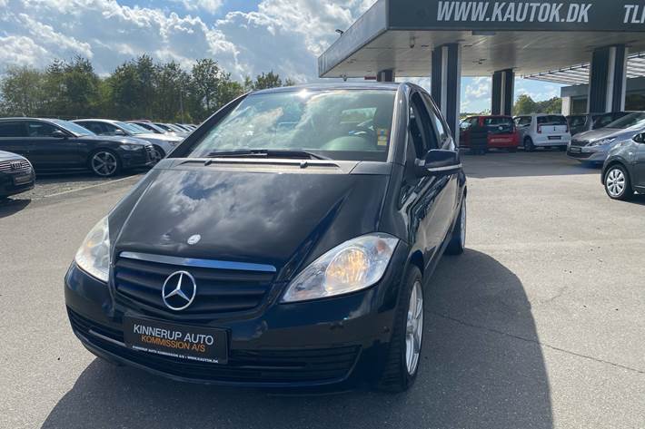 Sort Mercedes A180 d fra 2009