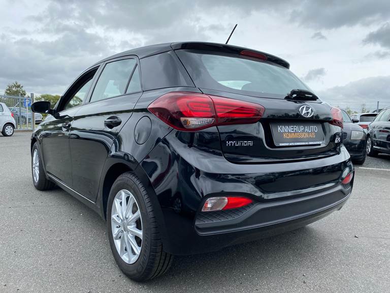 Hyundai i20 1,3 1,25 Life 75HK 5d