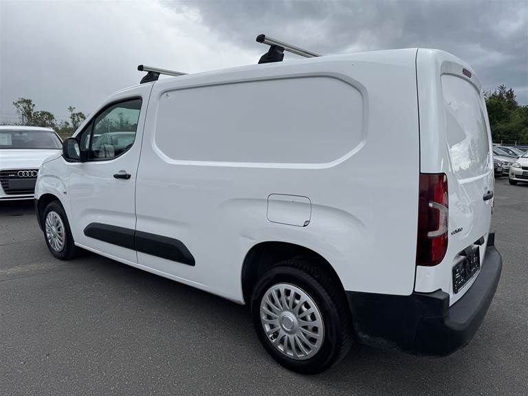 Opel Combo 1,5 L2V2 D Essentia 102HK Van