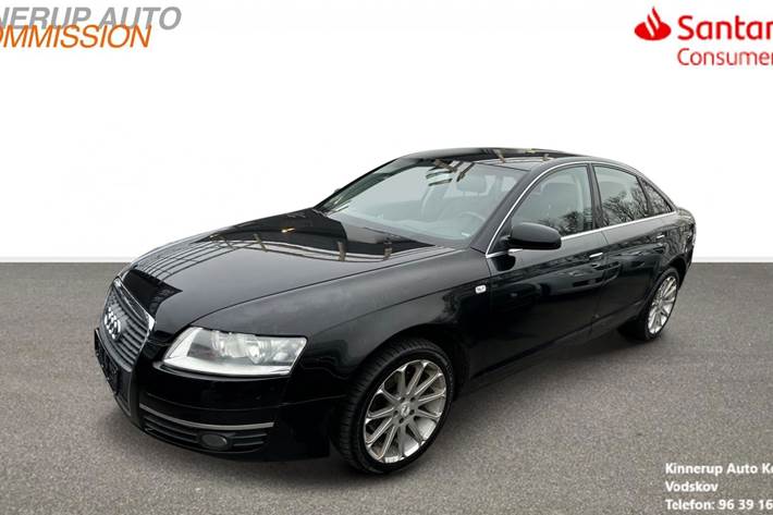 Sort Audi A6 fra 2007 set udefra