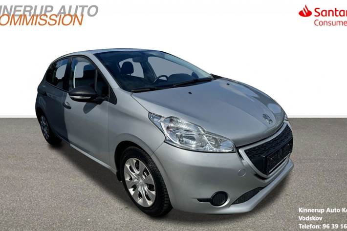 Sølv Peugeot 208 fra 2013