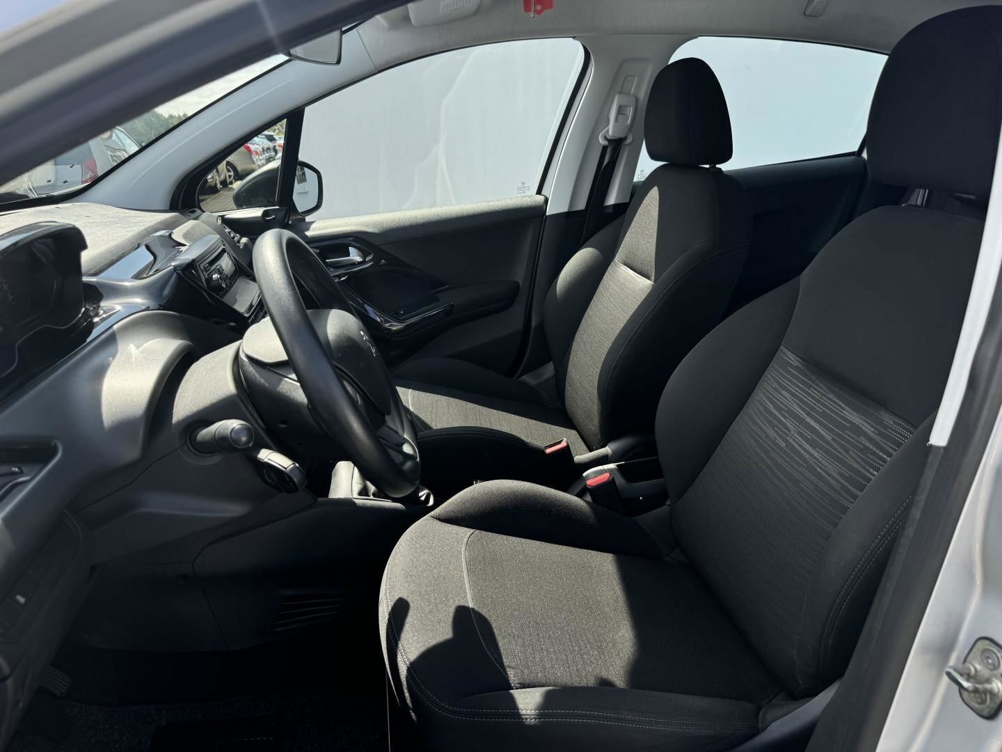 Peugeot 208 1,0 VTi Access 68HK 5d