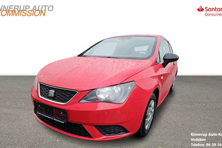 Rød Seat Ibiza fra 2014 set udefra