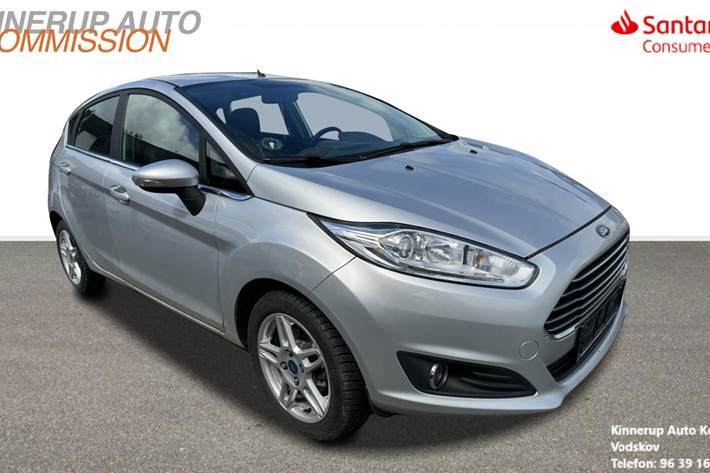 Sølv Ford Fiesta fra 2014