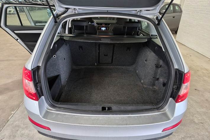 Sølv Skoda Octavia fra 2014