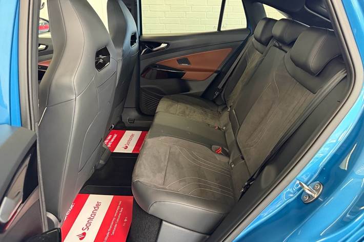 Blå VW ID.5 fra 2025