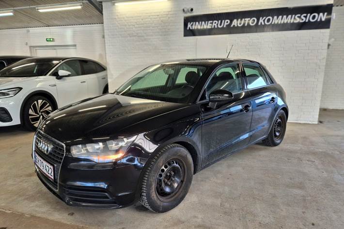 Sort Audi A1 fra 2012 set udefra