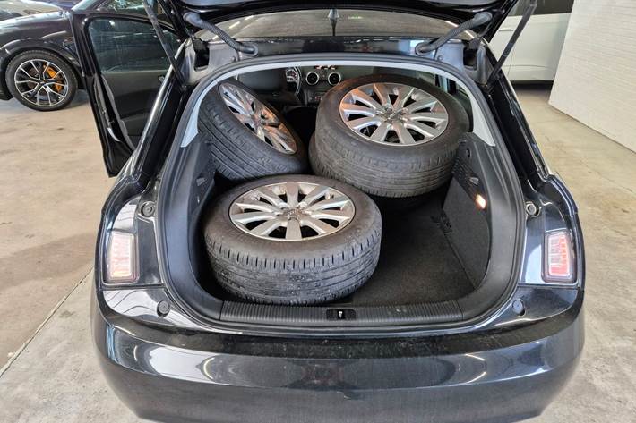 Sort Audi A1 fra 2012