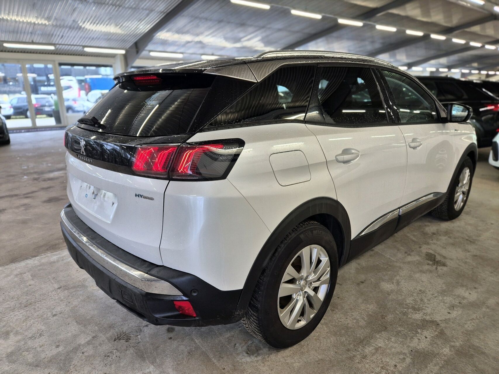 Peugeot 3008 1,6 PureTech  Plugin-hybrid First Selection EAT8 225HK 5d 8g Aut.
