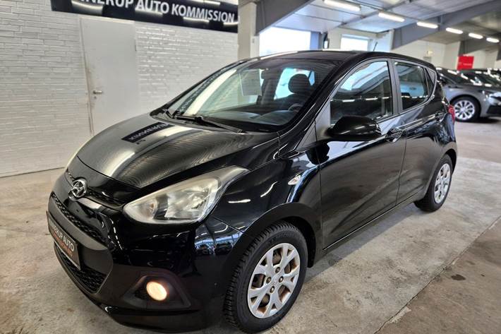 Sort Hyundai i10 fra 2015