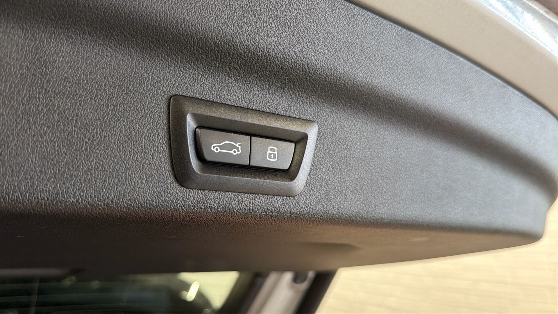 BMW iX1 xDrive30 EL M-Sport 4x4 313HK 5d Aut.