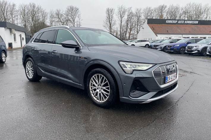 Sort Audi e-tron fra 2020
