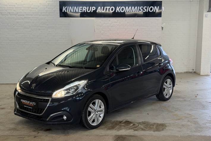 Sort Peugeot 208 fra 2019 set udefra