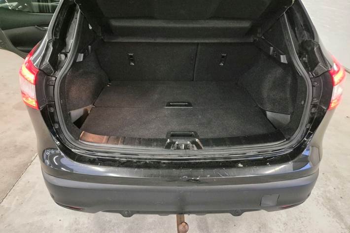 Sort Nissan Qashqai fra 2017