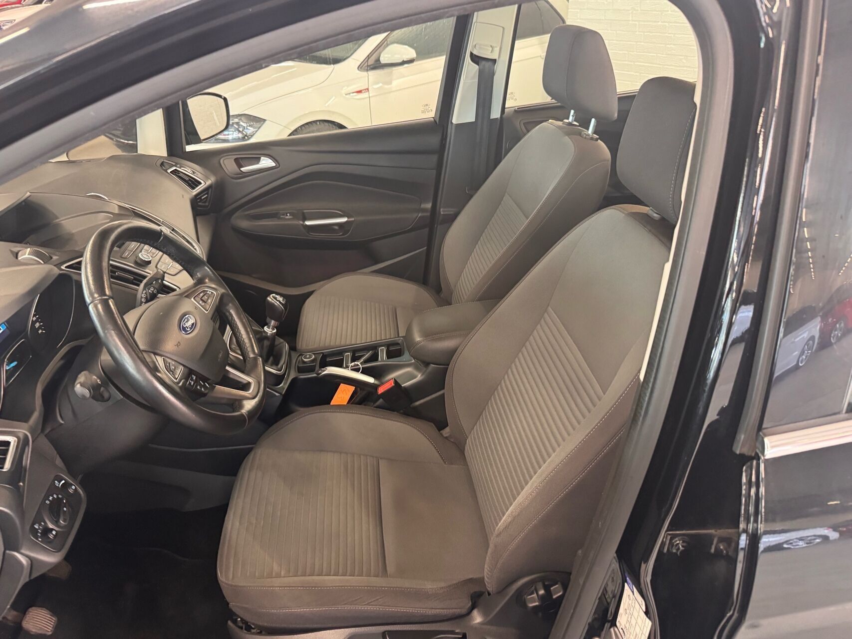 Ford C-MAX 1,0 EcoBoost Titanium 125HK 6g