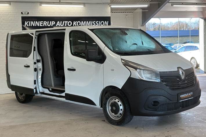 Hvid Renault Trafic fra 2017