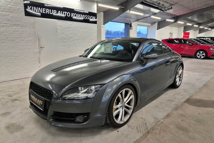 Sort Audi TT fra 2008