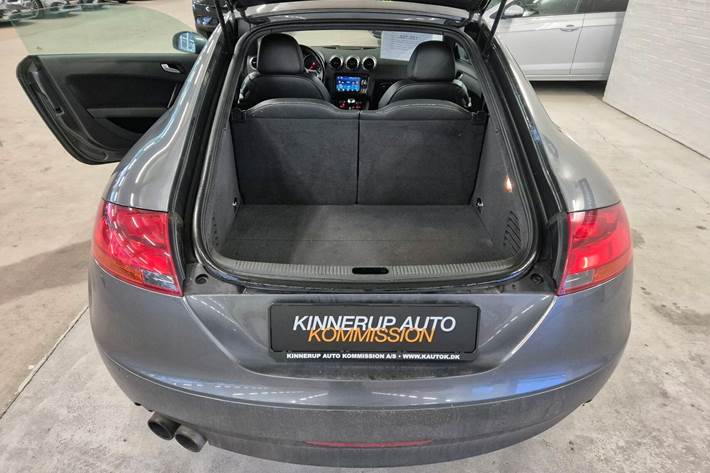 Sort Audi TT fra 2008