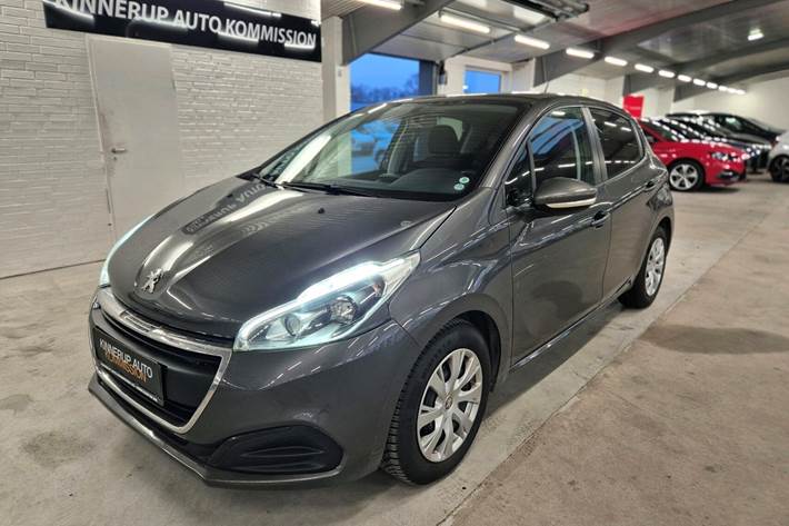 Sort Peugeot 208 fra 2019