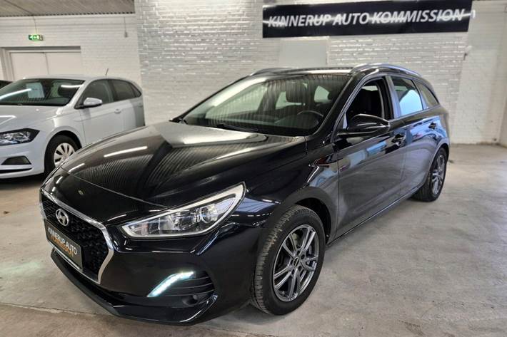 Sort Hyundai i30 fra 2019