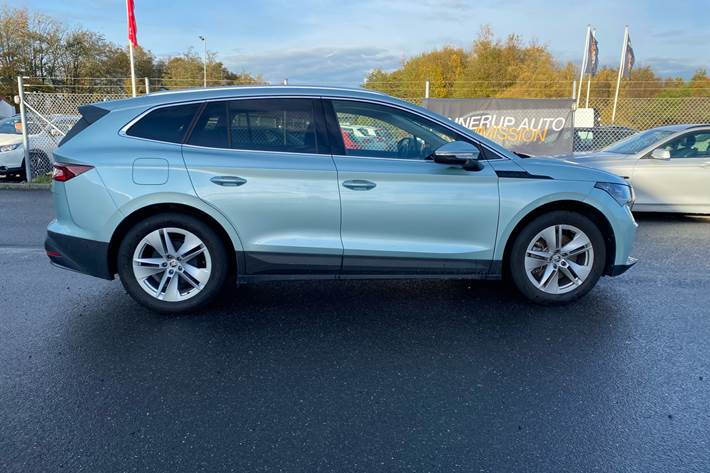 Grøn Skoda Enyaq iV fra 2021