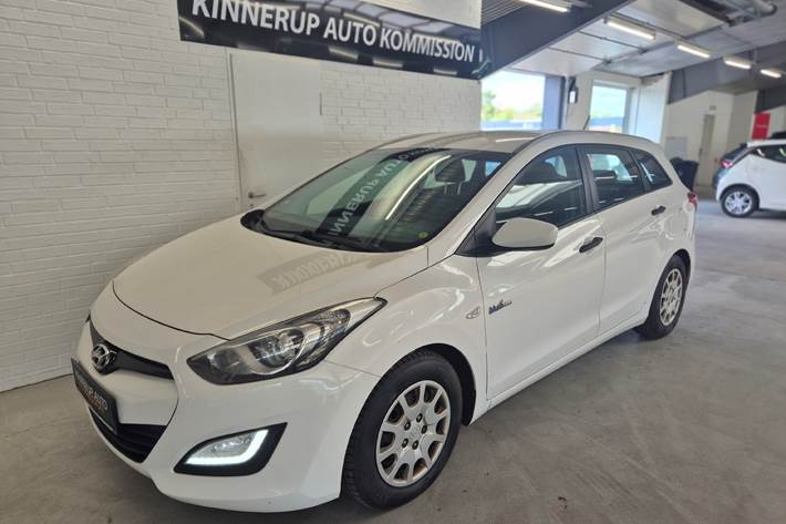 Hvid Hyundai i30 fra 2014