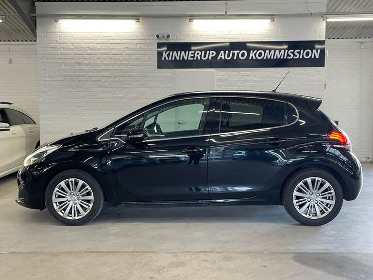 Peugeot 208 1,5 BlueHDi Infinity 100HK 5d 6g