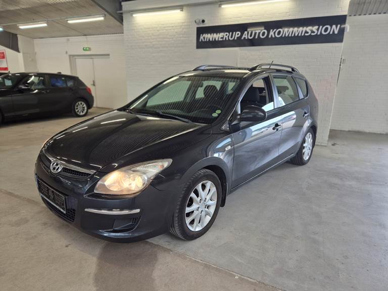 Hyundai i30 1,6 Cw CRDi Comfort 90HK Stc