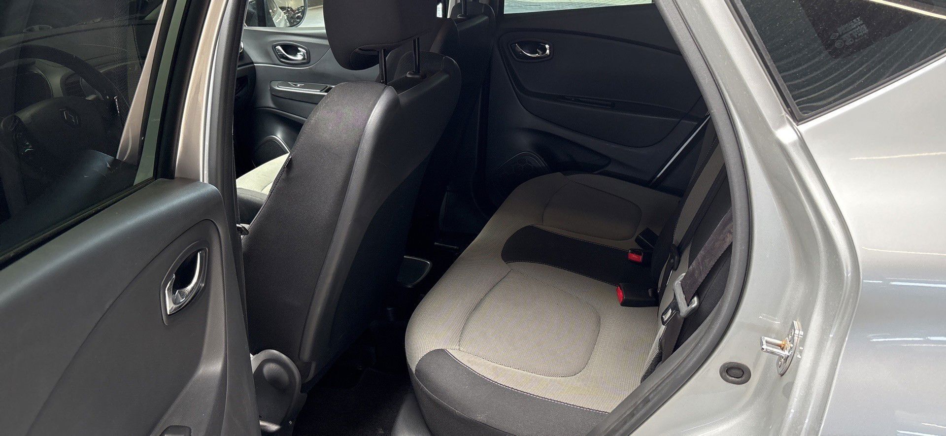 Renault Captur 1,5 Energy DCI Expression 90HK 5d