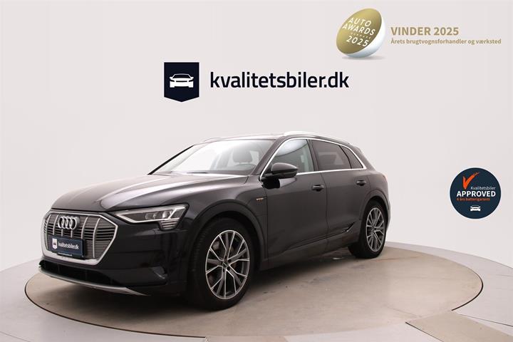 Sort Audi e-tron fra 2020 set udefra