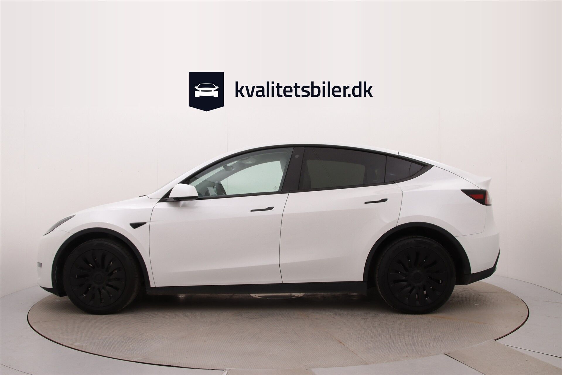 Tesla Model Y EL Long Range AWD 514HK 5d Aut.