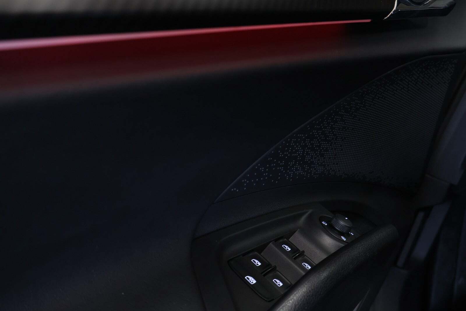 Grå Skoda Enyaq fra 2022