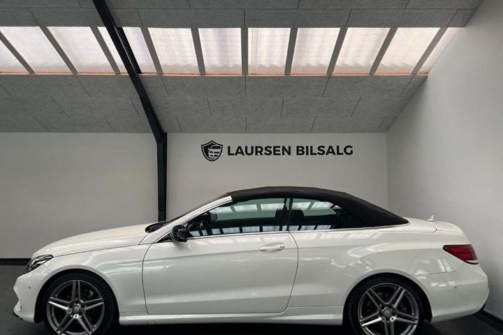 Hvid Mercedes E200 fra 2015