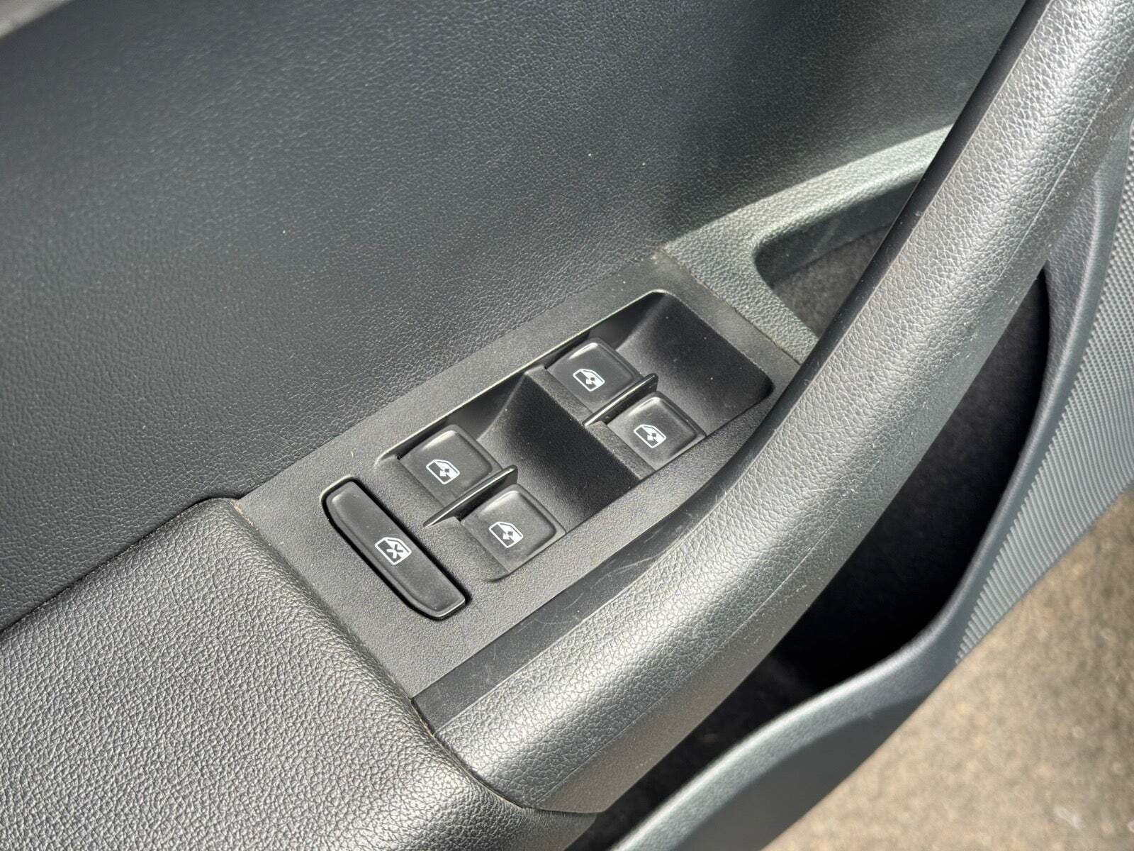 Blå Skoda Octavia fra 2020