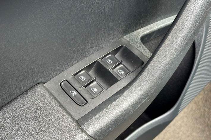 Blå Skoda Octavia fra 2020