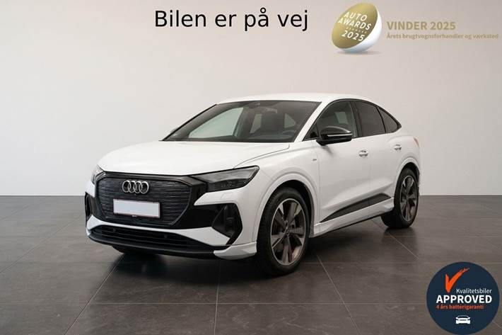 Hvid Audi Q4 fra 2023 set udefra