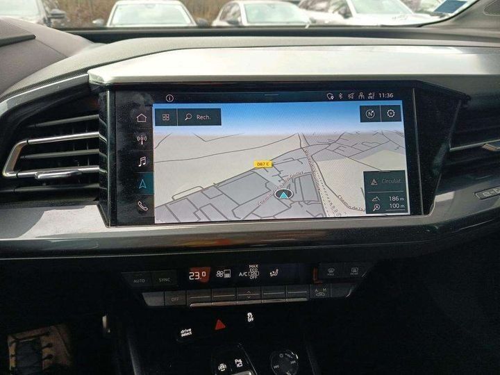 Hvid Audi Q4 fra 2023