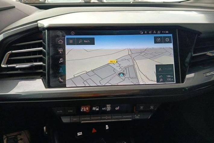 Hvid Audi Q4 fra 2023