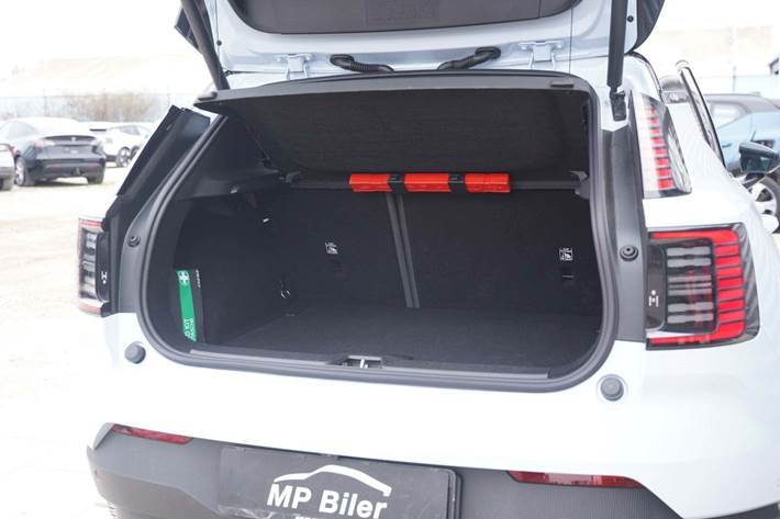 Blå Volvo EX30 fra 2025