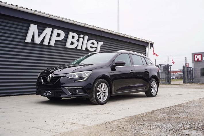 Grøn Renault Megane IV fra 2018