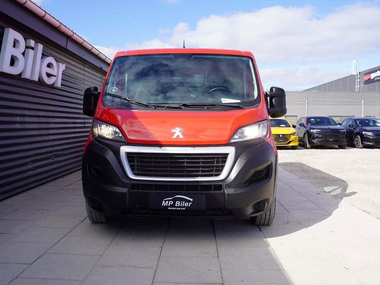 Peugeot Boxer 330 2,0 BlueHDi 130 L2H2