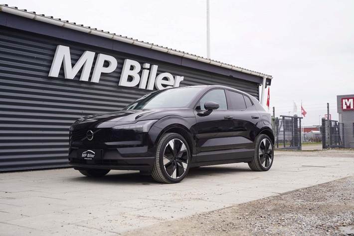 Sort Volvo EX30 fra 2025