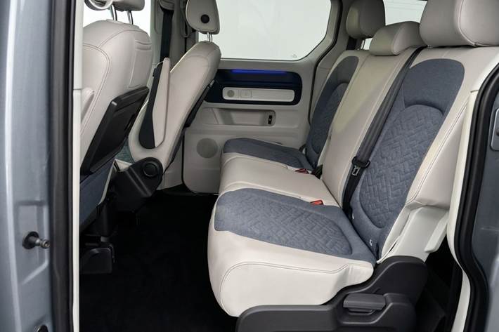 Sølv VW ID.Buzz fra 2023